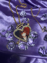 Load image into Gallery viewer, Heart Halo Picture Pendant
