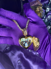 Load image into Gallery viewer, Baguette Heart Locket Photo Pendant