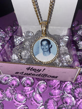 Load image into Gallery viewer, Circle Picture Pendant