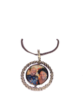 Load image into Gallery viewer, Round Swivel Picture Pendant