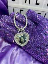 Load image into Gallery viewer, Royalty Heart Picture Pendant

