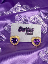 Load image into Gallery viewer, Purple Diamond Studs💜
